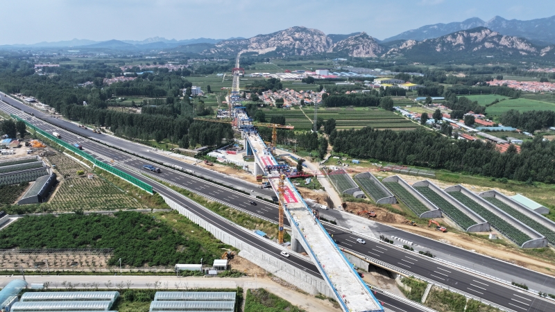 濰宿項(xiàng)目建設(shè)現(xiàn)場 肖威攝.JPG